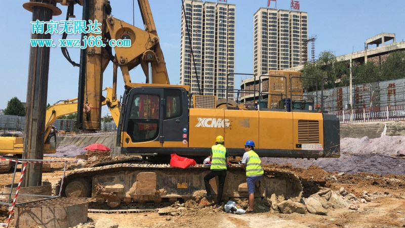 如何預(yù)防旋挖樁機(jī)夏季高溫作業(yè)事故發(fā)生？.jpg